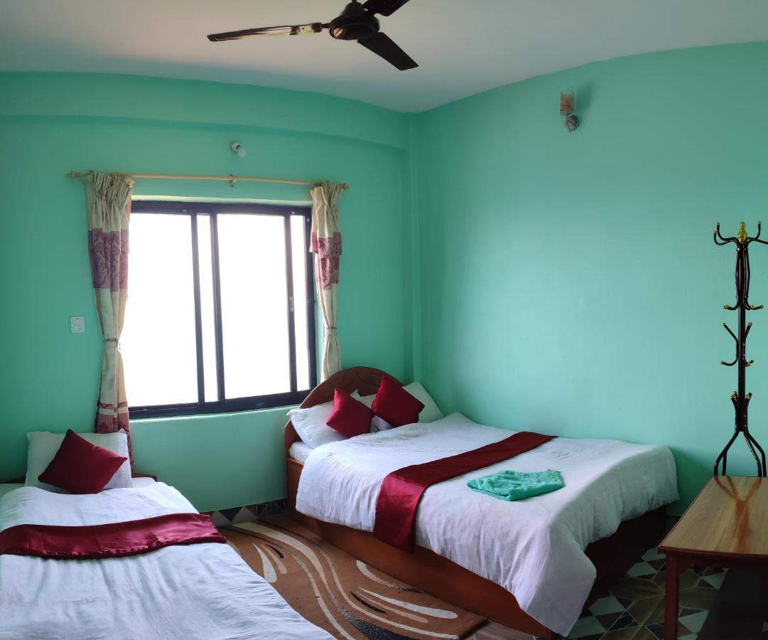 Sarangkot Hotel New Galaxy Pokhara Buitenkant foto
